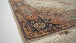 Persian Rug Tabriz Handmade Area Traditional 4'11"x6'6" (5x7) Whites/Beige Pink Green Naghsh Floral Design #35927